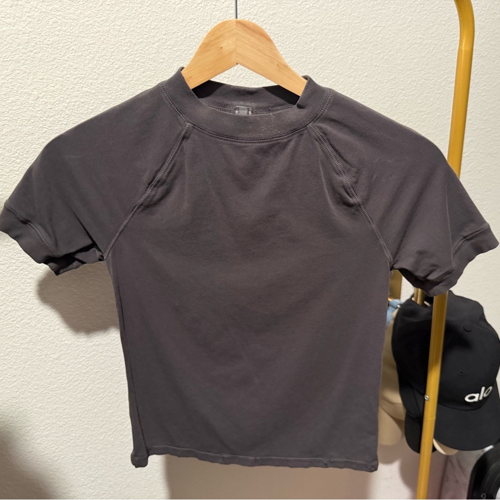 SKIMS Vintage Cropped Raglan Mock Neck T-Shirt - Ash